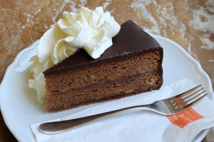 Dommayer Sacher klein.jpg